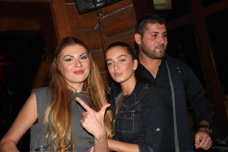 L apres Opening Christmas BASH